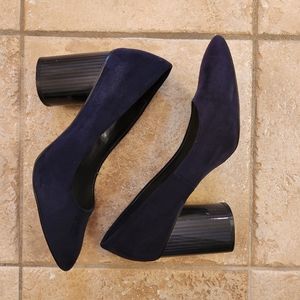 🔷️ Nine West Blue Striped Navy Block Heels